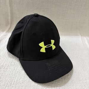 Under Armour Hat Cap Stretch Fit Youth  Black Fitness Boys S\M Embroidered